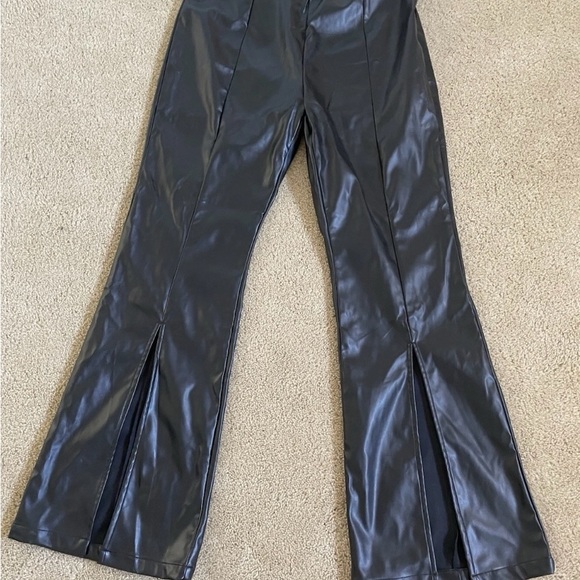 Commense Faux Leather Pants - Picture 10 of 11